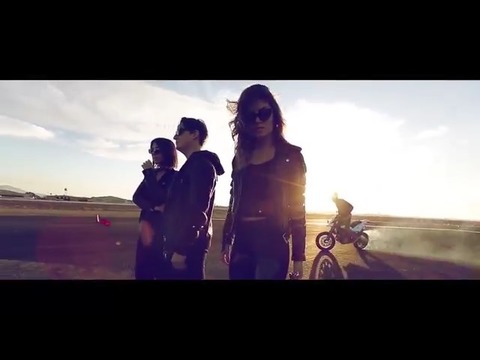 歌詞 クルーウェラ パーティー モンスター Krewella Party Monster デジタルキャスト