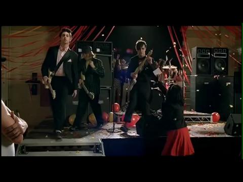 フォール・アウト・ボーイ: アームズ・レース - フォール・アウト・ボーイの頂上作戦