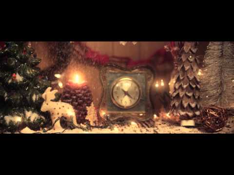 歌詞 クリスティーナ ペリー サムシング アバウト ディセンバー Christina Perri Something About December デジタルキャスト