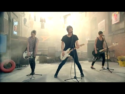 ファイヴ・セカンズ・オブ・サマー: シー・ルックス・ソー・パーフェクト