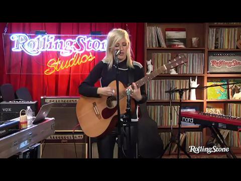 エリー・ゴールディング: ガンズ・アンド・ホーセス (Rolling Stone Live)