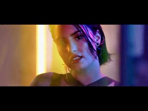 デミ・ロヴァート: クール・フォー・ザ・サマー
