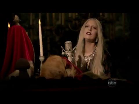 レディー・ガガ: ヘアー (A Very Gaga Thanksgiving)
