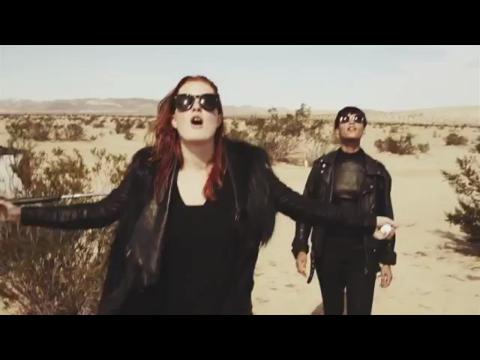 歌詞 アイコナ ポップ ウィ ガット ザ ワールド Icona Pop We Got The World デジタルキャスト