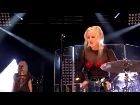 エリー・ゴールディング: ソルト・スキン (Live)