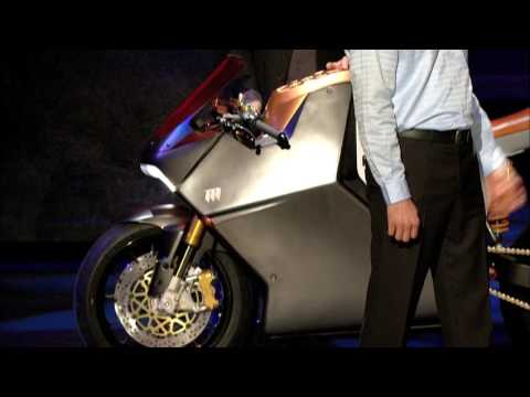 イヴ・べアール: スーパー電気バイクのデザイン
