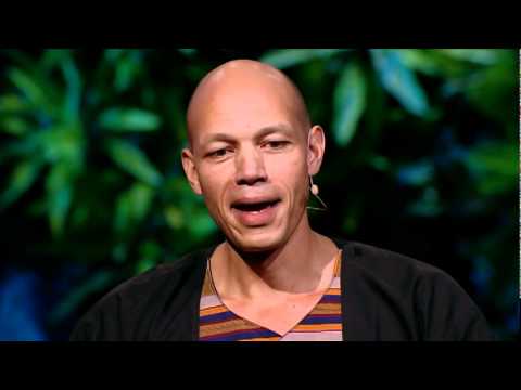 ジャレット・メルツ: ガーナの民主化運動のドキュメンタリー撮影