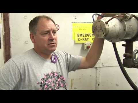 ニック・ヴィーシー: 見えない物を透かし出す